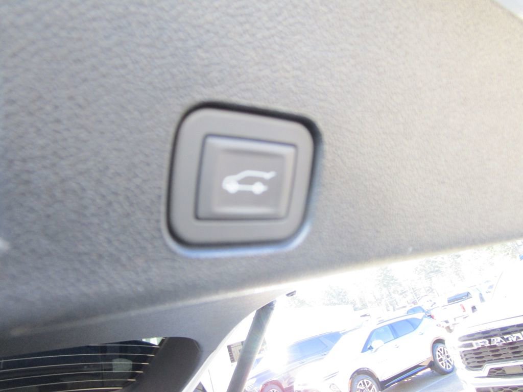 New 2026 GMC Acadia Elevation w/ Elevation Premium Package image 14