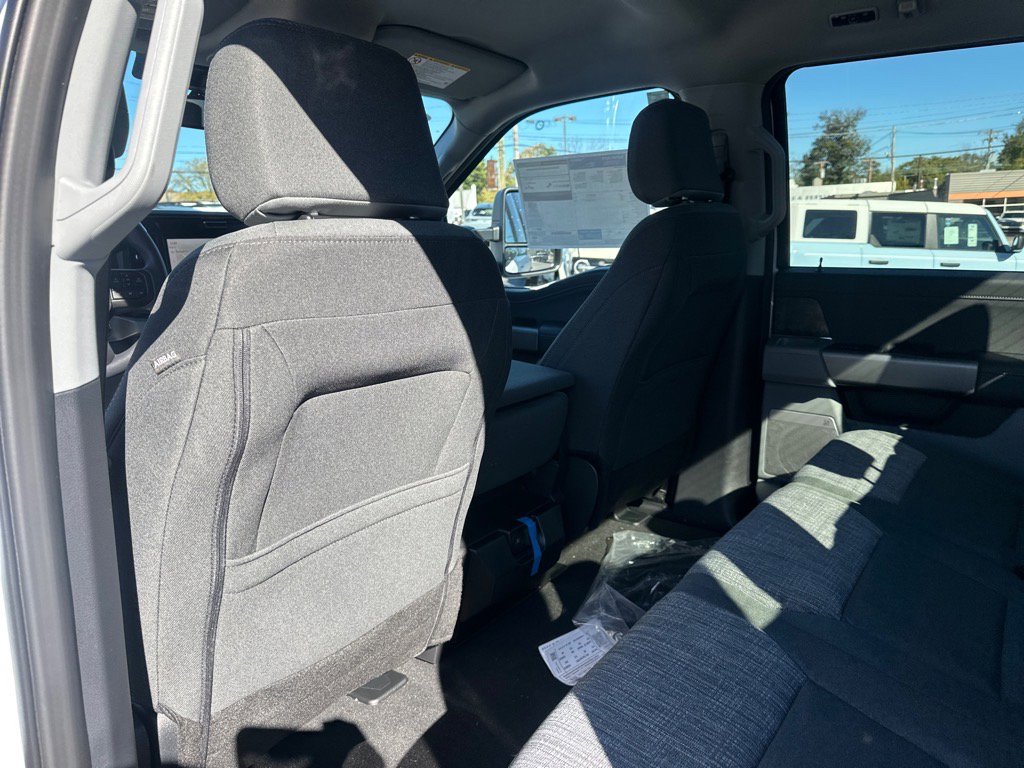 New 2026 Ford F250 XLT w/ XLT Premium Package image 32