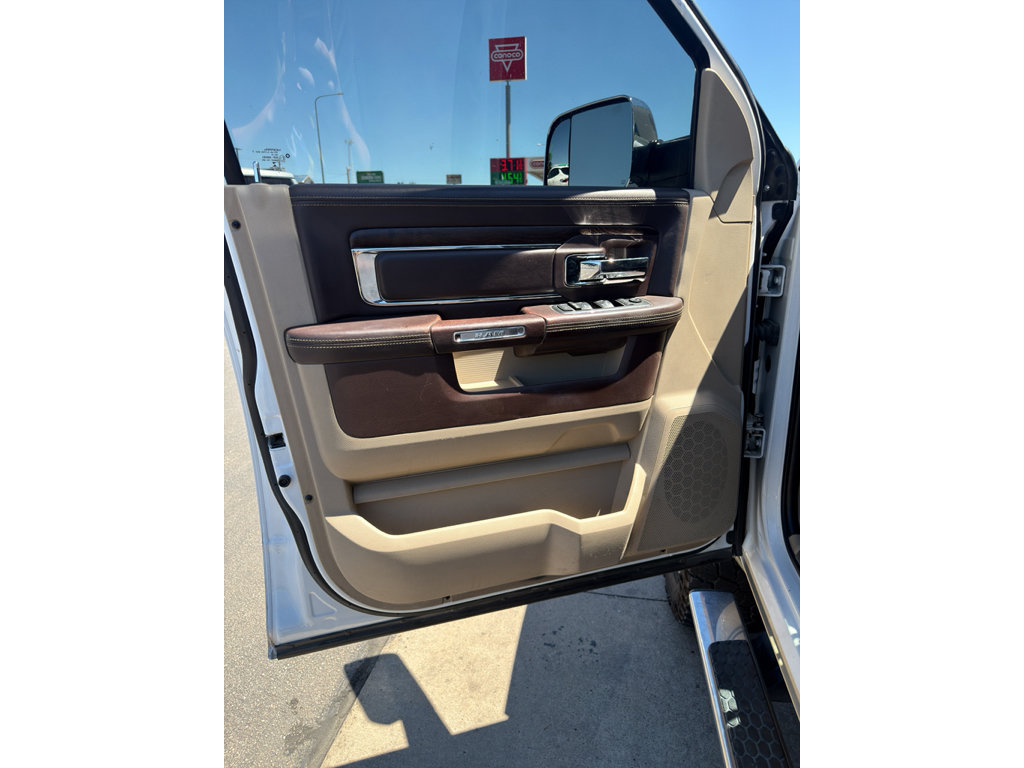 Used 2015 RAM 3500 Laramie Longhorn AWD/4WD image 7