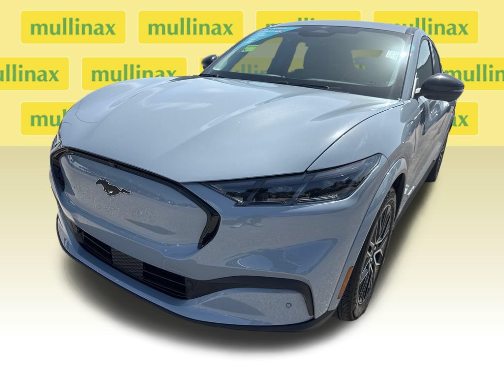 Used 2025 Ford Mustang Mach-E Premium RWD image 10