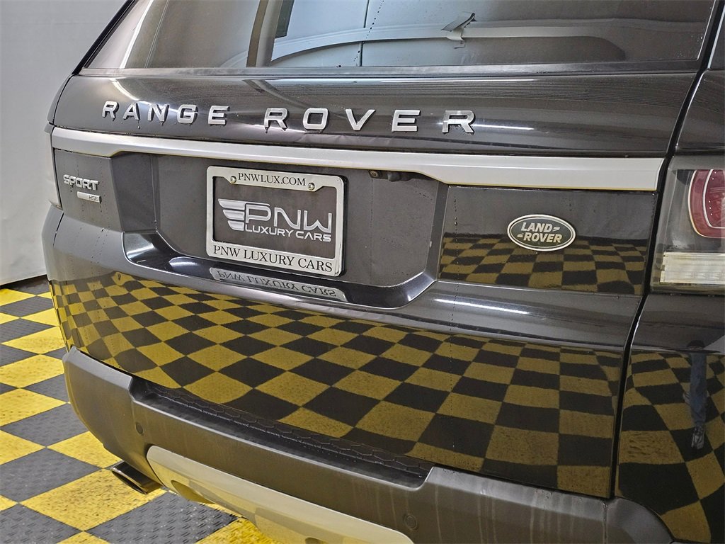 Used 2016 Land Rover Range Rover Sport HSE image 13