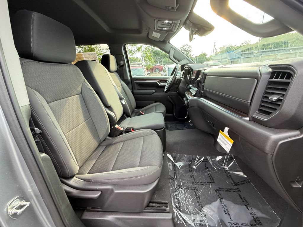 Used 2023 Chevrolet Silverado 1500 LT AWD/4WD image 22