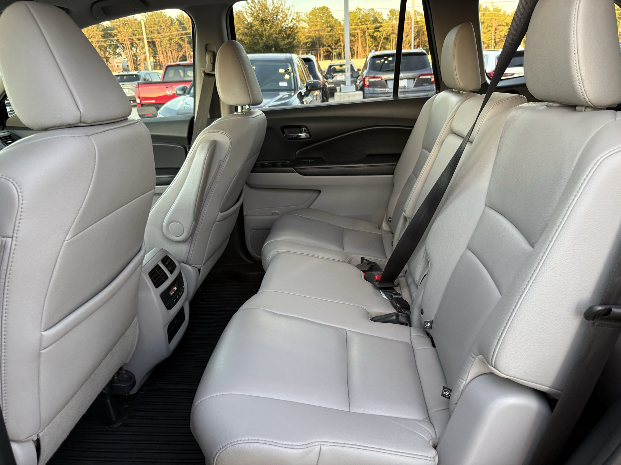 Used 2016 Honda Pilot EX-L image 27