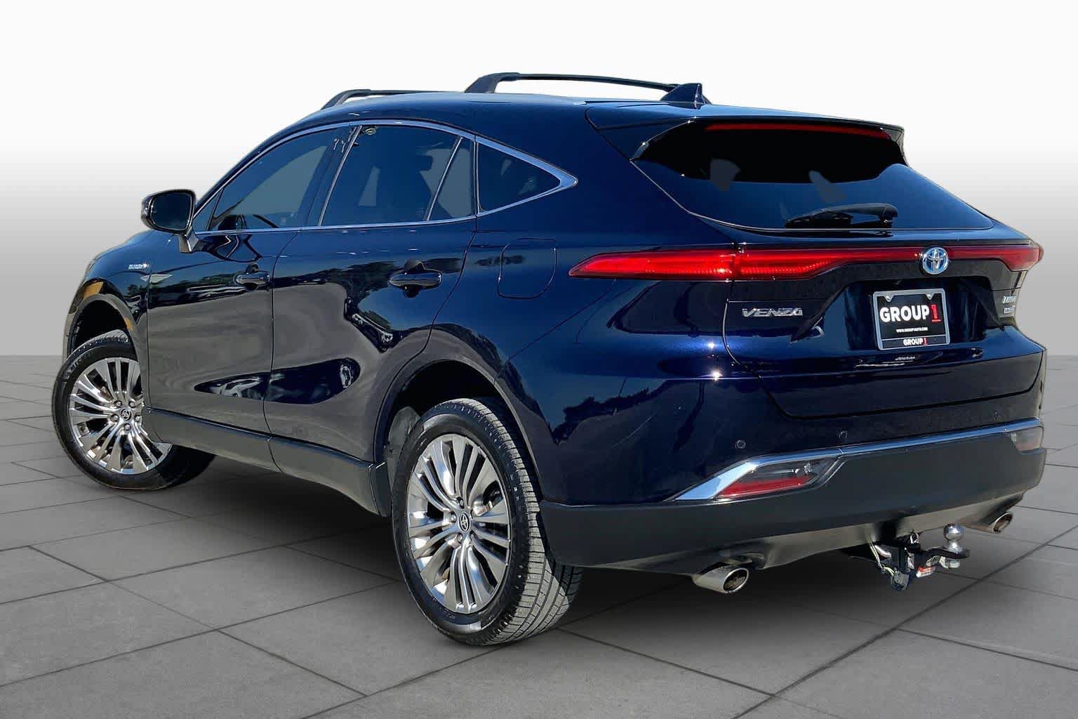 Used 2021 Toyota Venza Limited AWD/4WD image 12