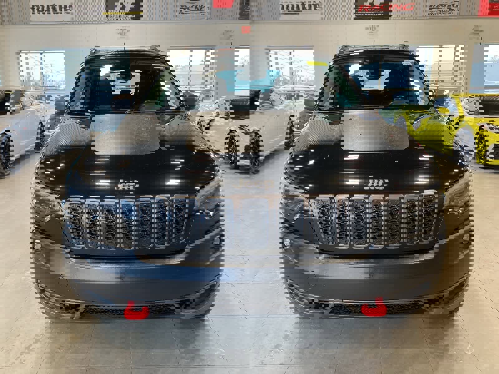 Used 2020 Jeep Cherokee Trailhawk w/ Cold Weather Group image 2