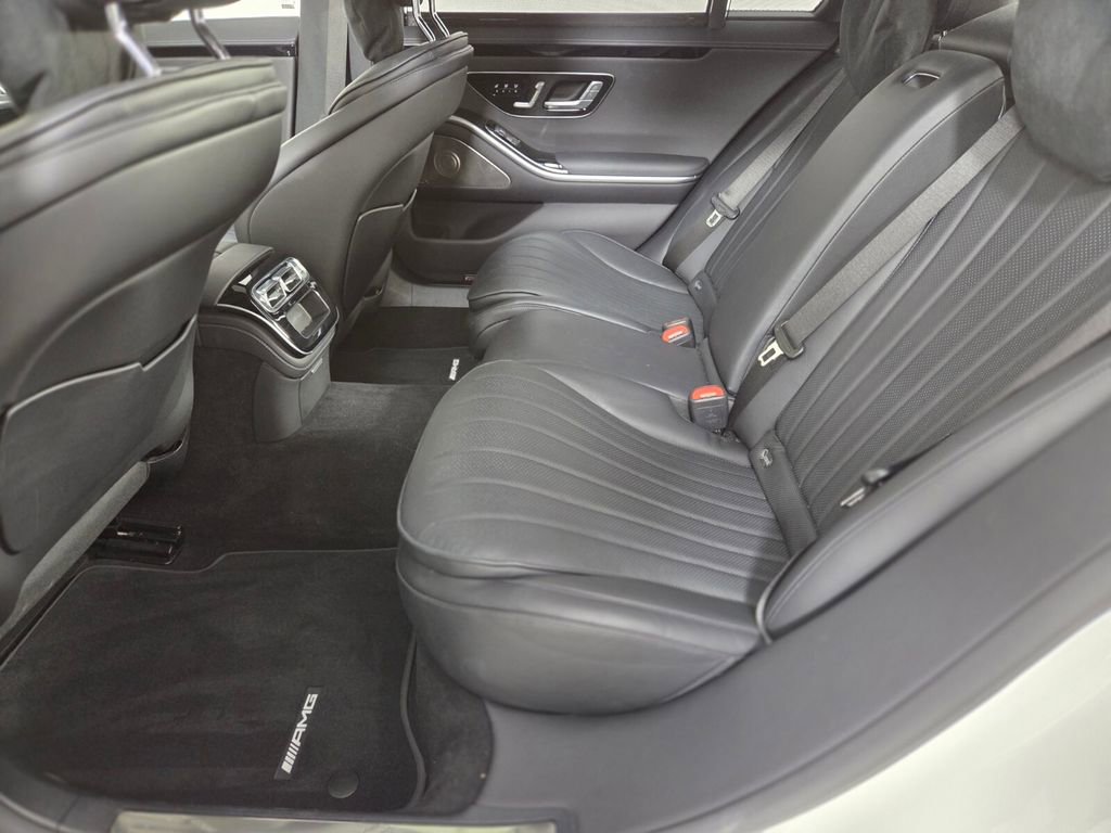 Certified 2022 Mercedes-Benz S 500 4MATIC image 19