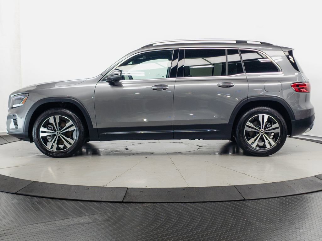 Certified 2026 Mercedes-Benz GLB 250 4MATIC image 4