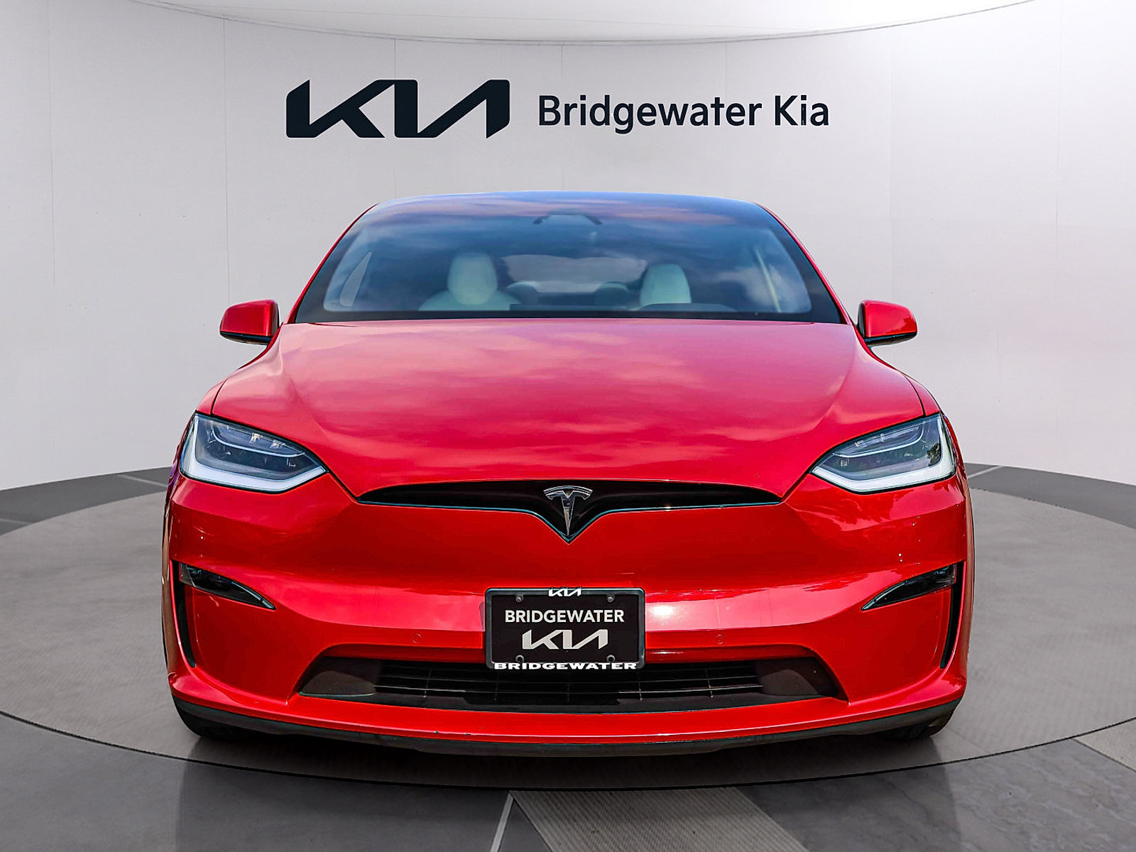 Used 2022 Tesla Model X Plaid AWD/4WD image 2