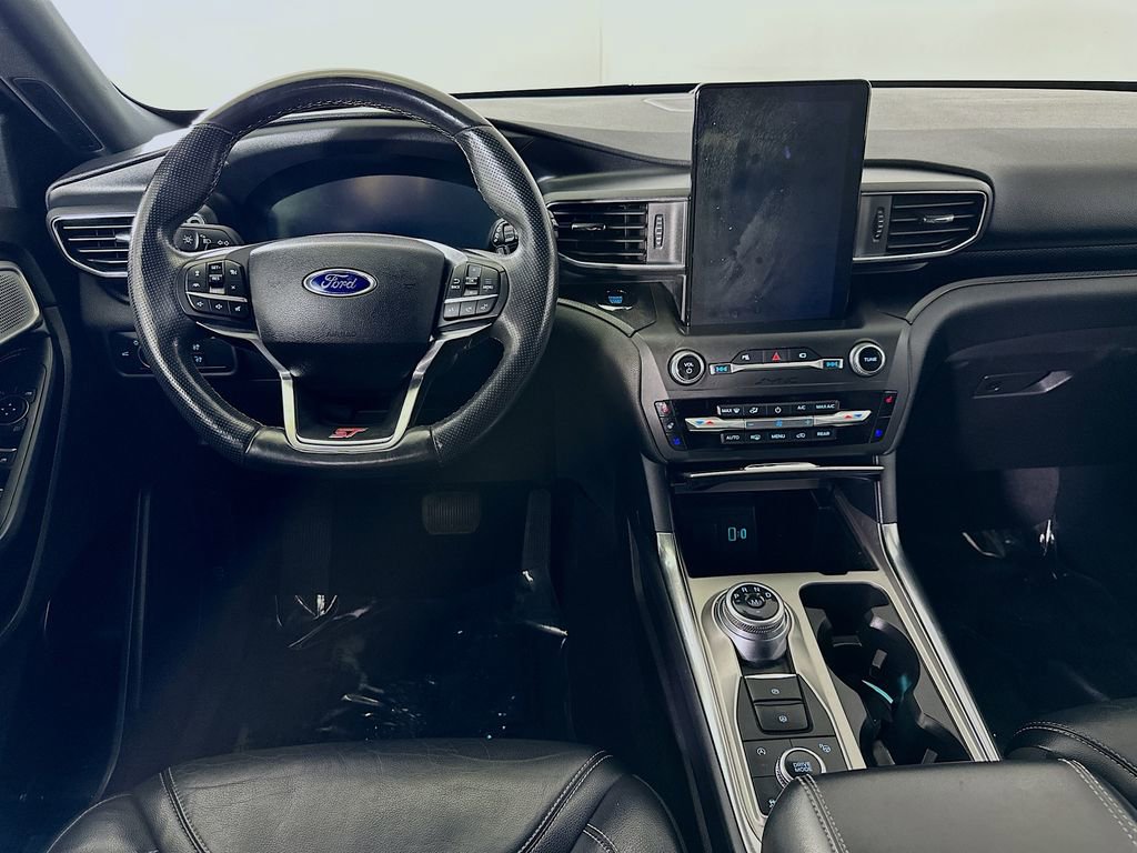 Used 2020 Ford Explorer ST w/ ST Street Pack image 18