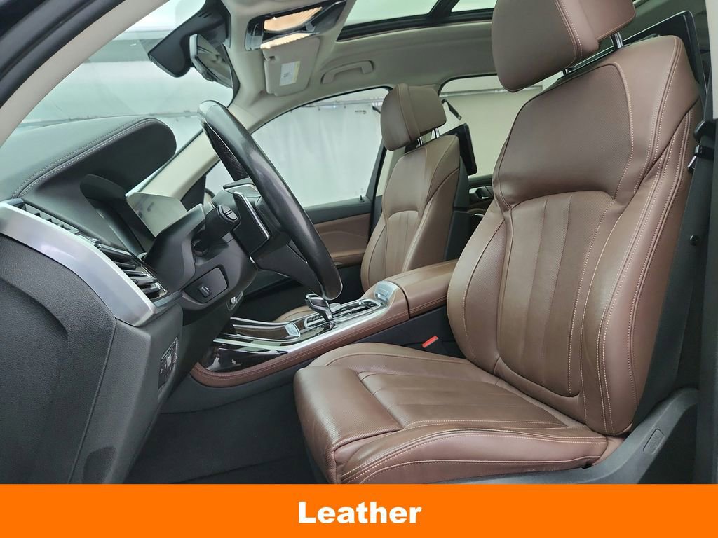 Used 2019 BMW X7 xDrive40i w/ Luxury Seating Package image 11