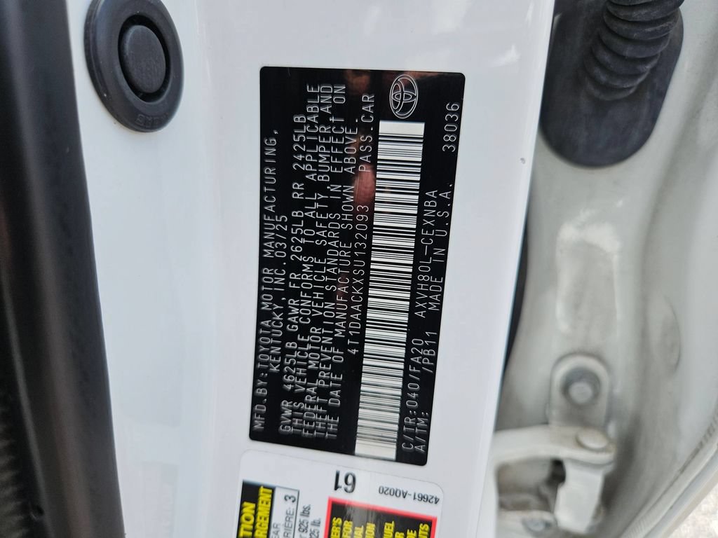 Used 2025 Toyota Camry LE FWD image 28