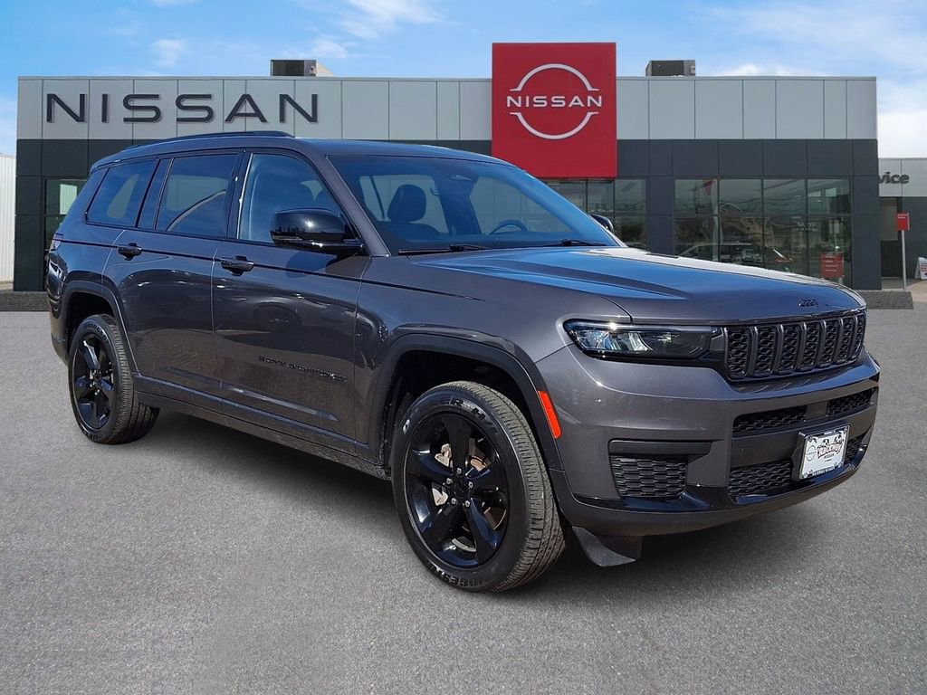 Used 2023 Jeep Grand Cherokee L Laredo AWD/4WD image 1