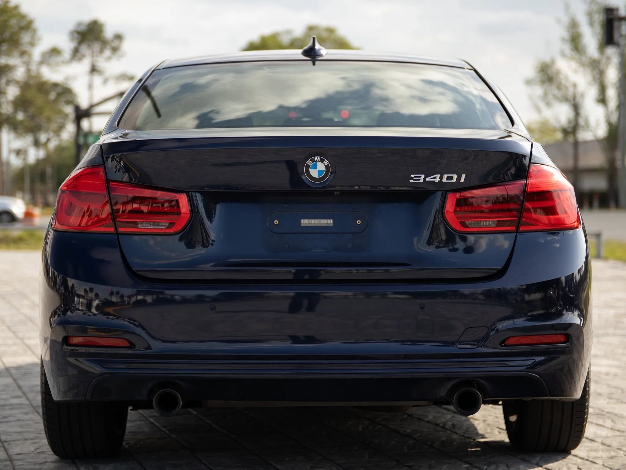 Used 2016 BMW 340i Sedan image 14