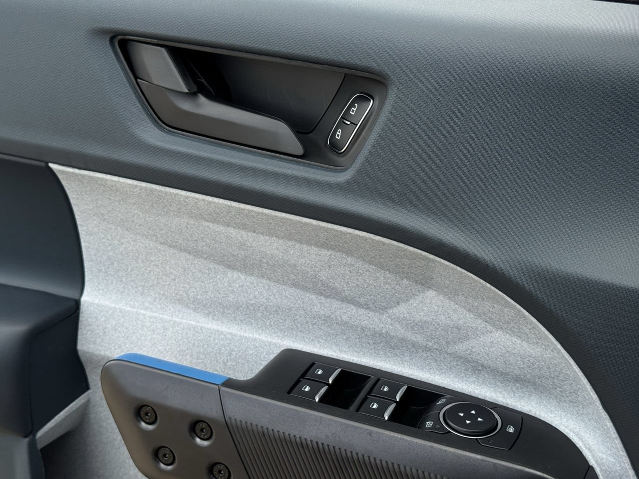 New 2026 Ford Maverick XLT w/ XLT Luxury Package FWD image 21