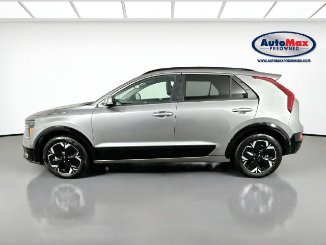 Used 2023 Kia Niro Wave w/ Wave Preserve Package FWD image 6