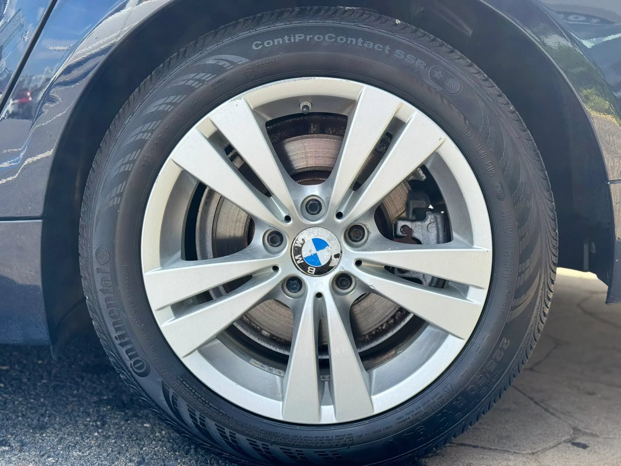Used 2010 BMW 528i xDrive Sedan AWD/4WD image 51