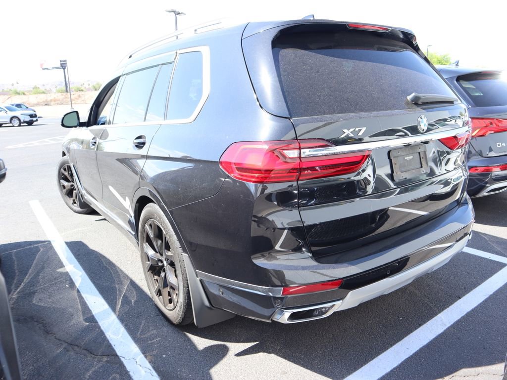 Used 2022 BMW X7 xDrive40i w/ Premium Package AWD/4WD image 2