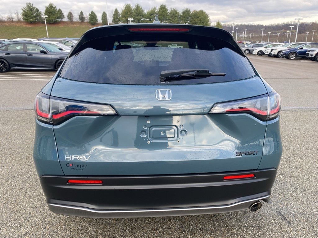 Used 2023 Honda HR-V Sport image 4