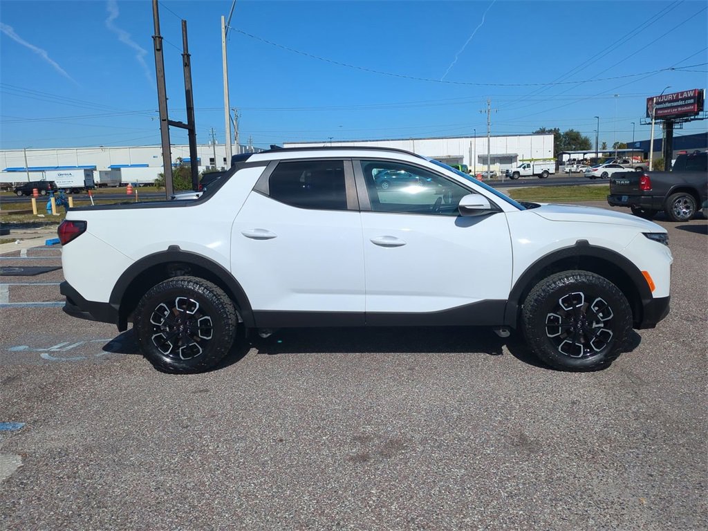 Used 2023 Hyundai Santa Cruz SEL Premium image 4