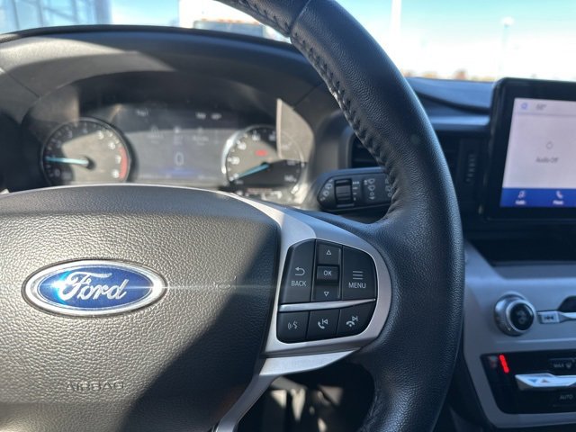 Used 2023 Ford Explorer XLT image 22