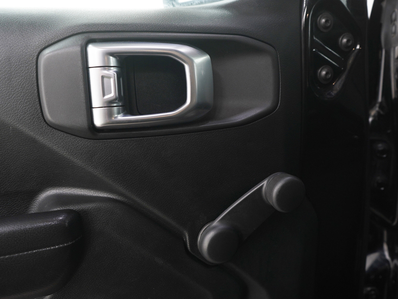 Used 2019 Jeep Wrangler Sport AWD/4WD image 20