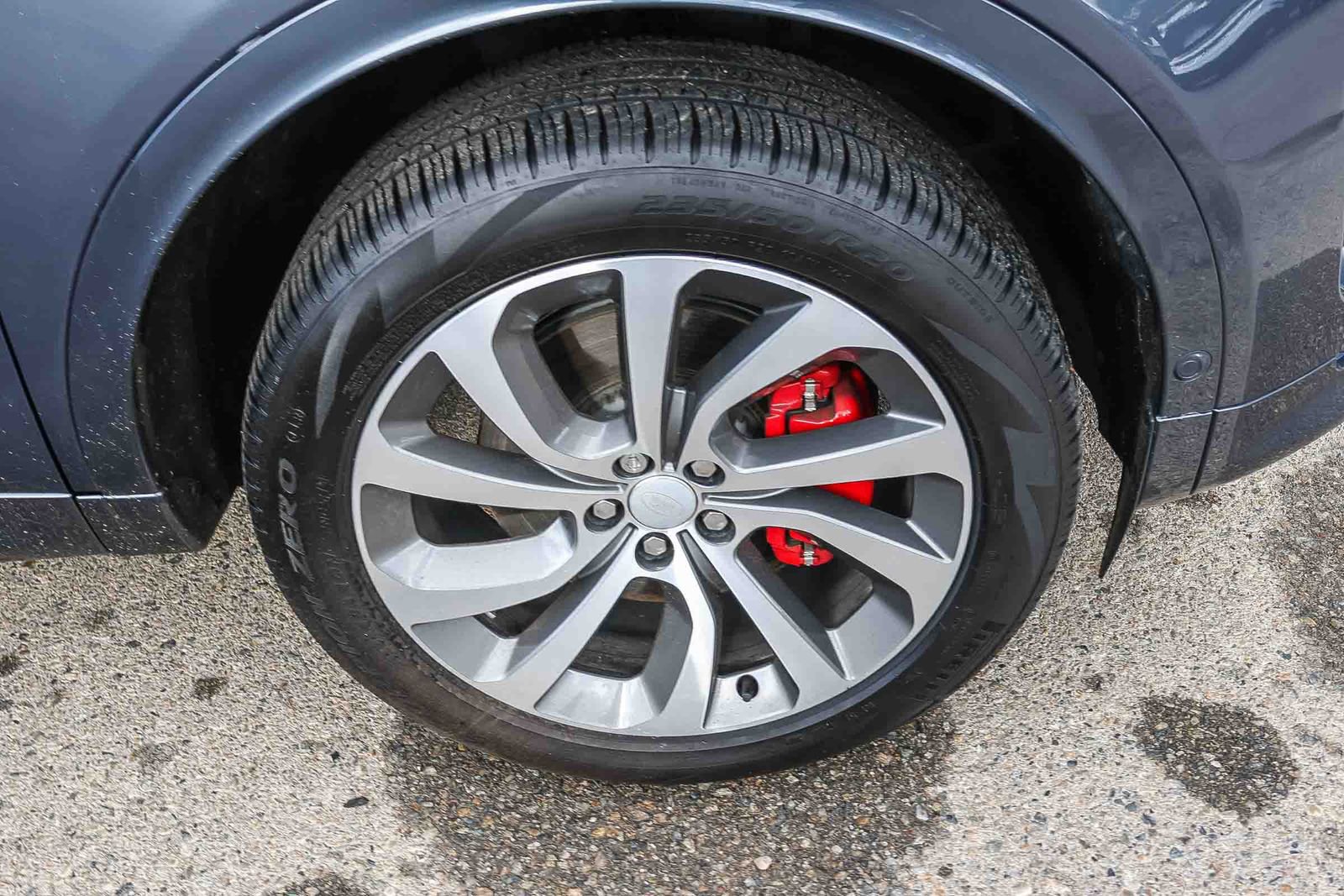 Used 2025 Land Rover Discovery Sport S image 13