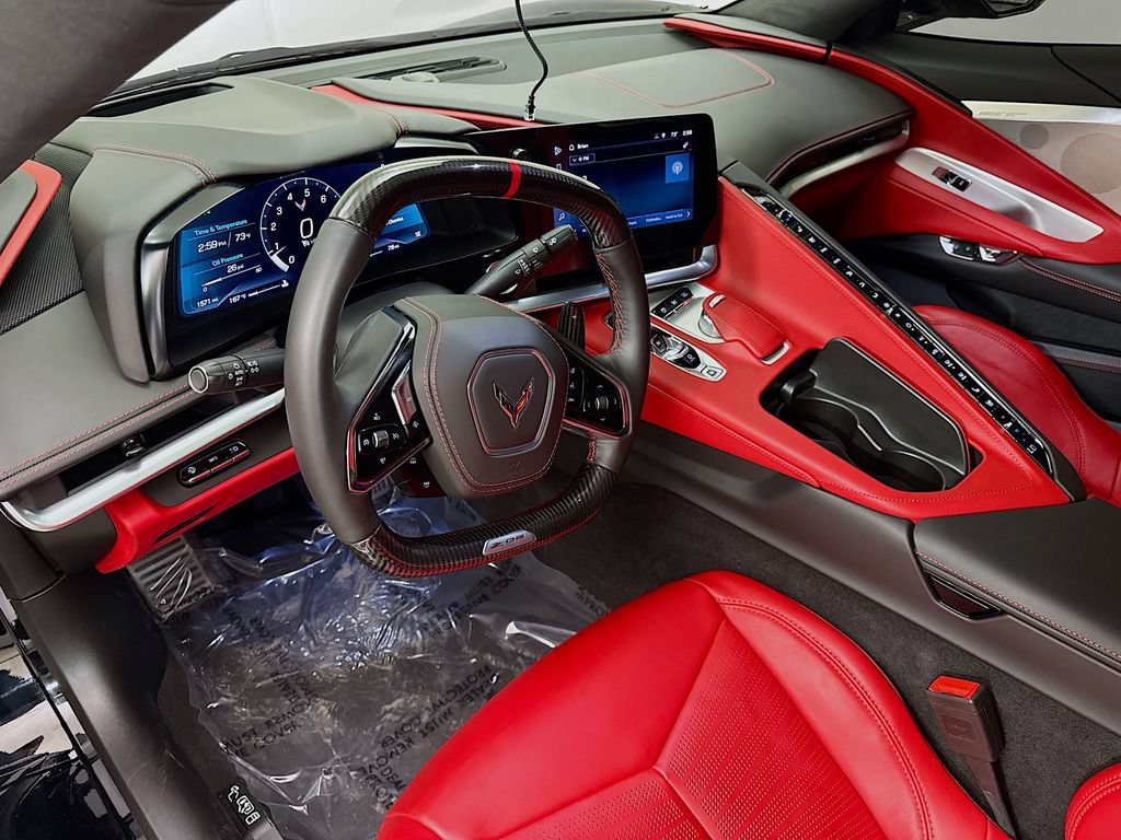 Used 2025 Chevrolet Corvette Z06 RWD image 9