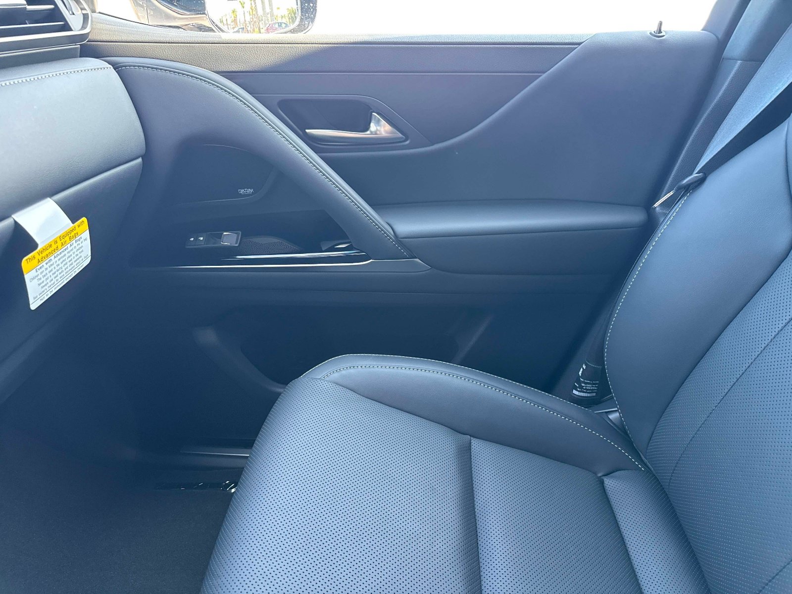 New 2026 Lexus LX 700h Luxury AWD/4WD image 24