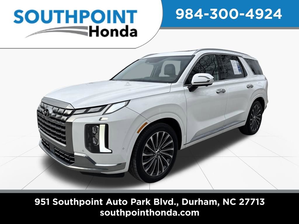 Used 2023 Hyundai Palisade Calligraphy image 3
