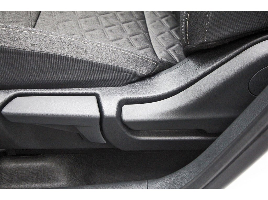 Used 2025 Nissan Kicks SV image 26