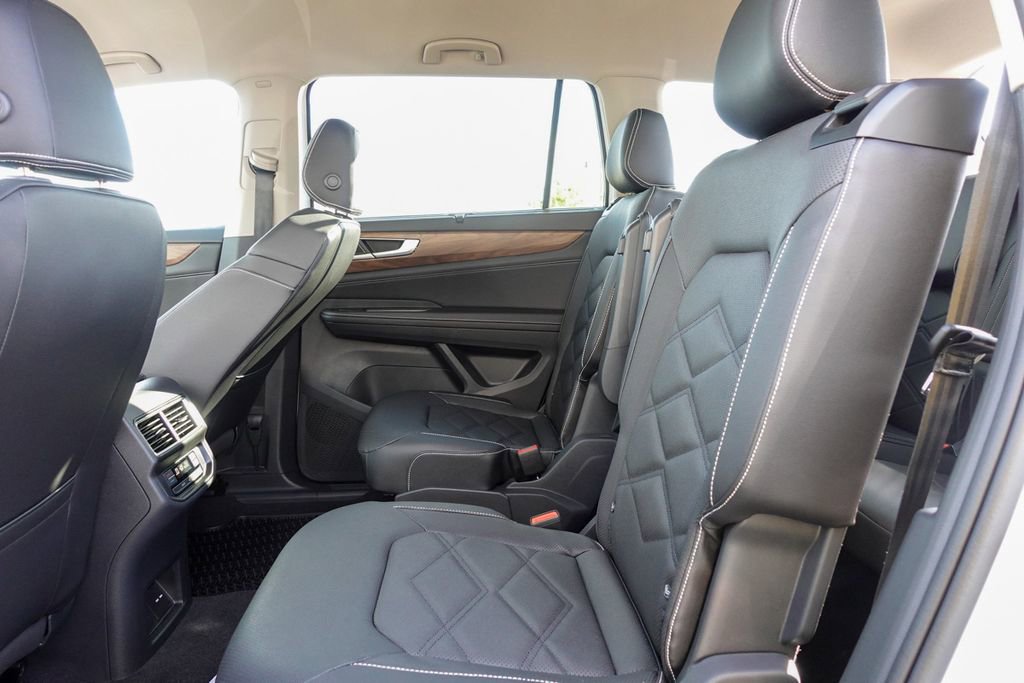 New 2026 Volkswagen Atlas SE image 25