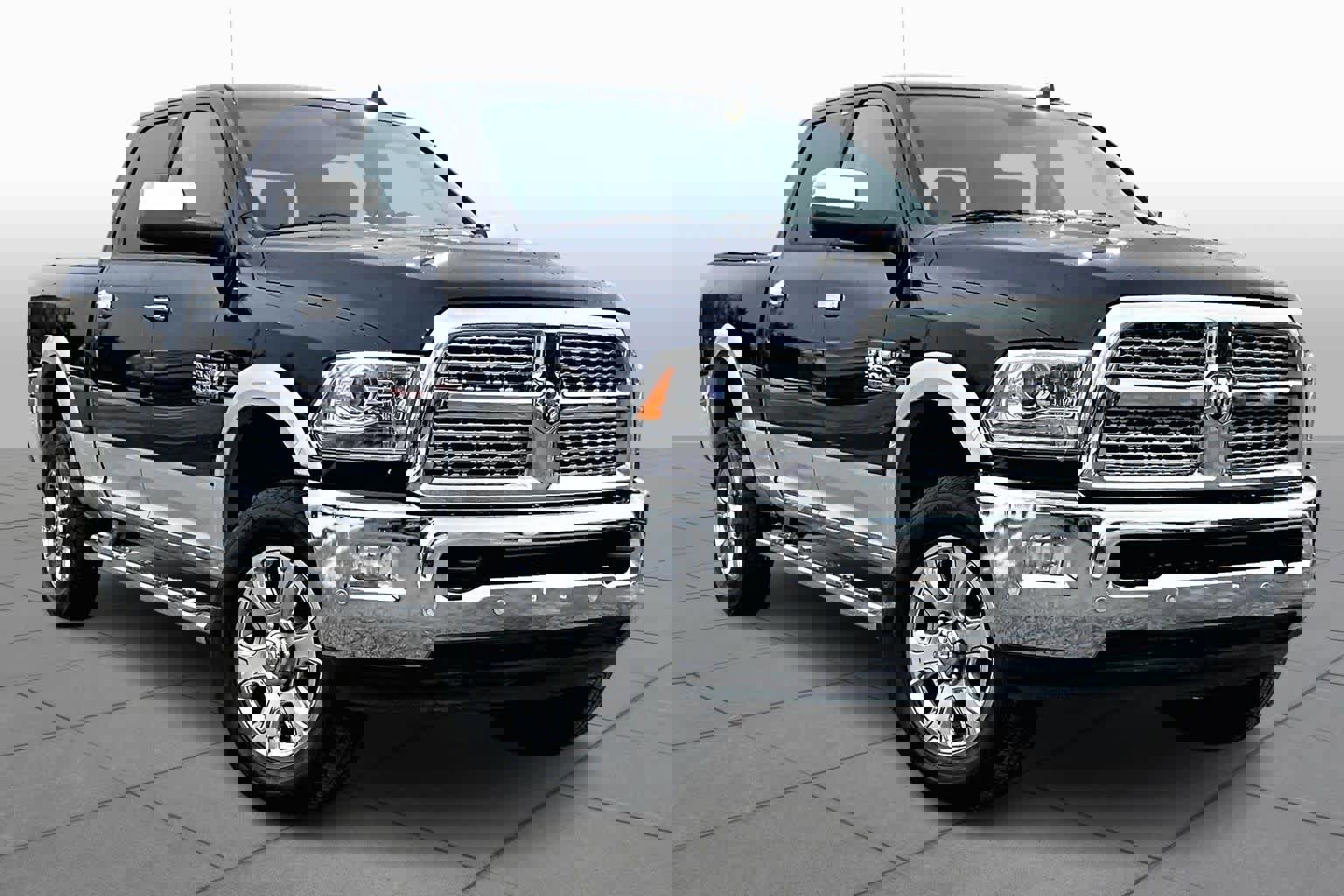 Used 2016 RAM 2500 Laramie image 2