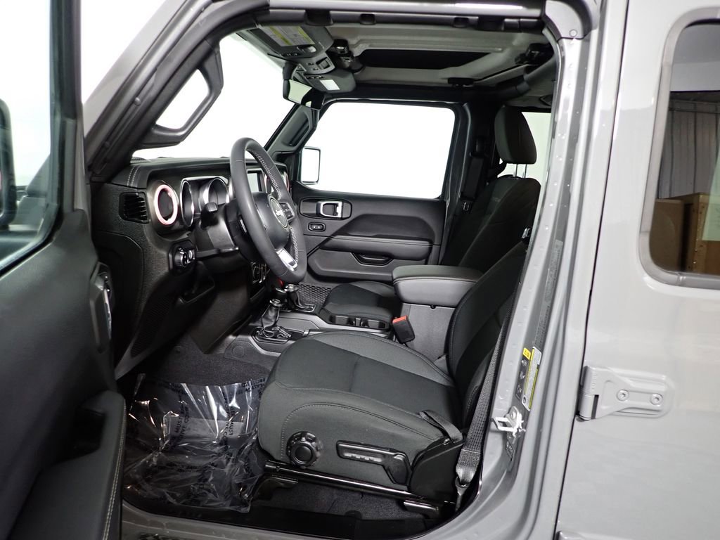 Used 2023 Jeep Gladiator Overland image 27
