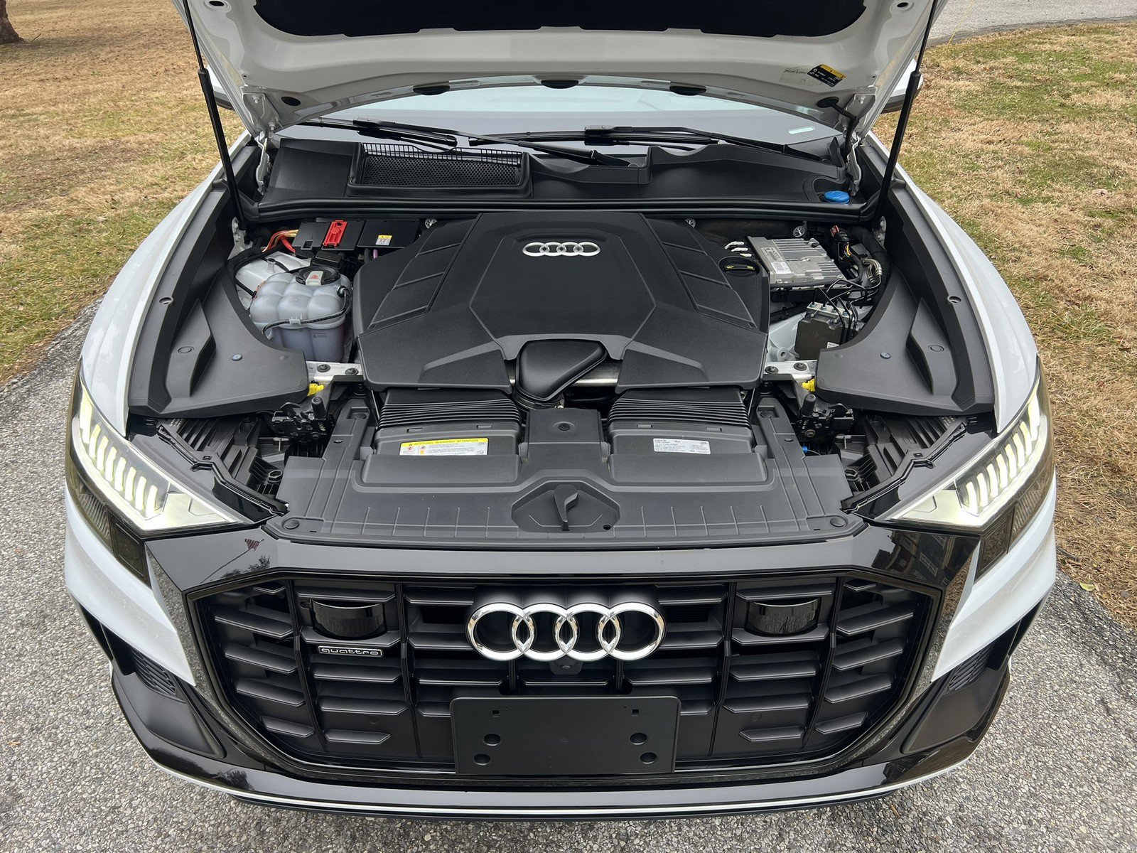 Used 2019 Audi Q8 Prestige image 26