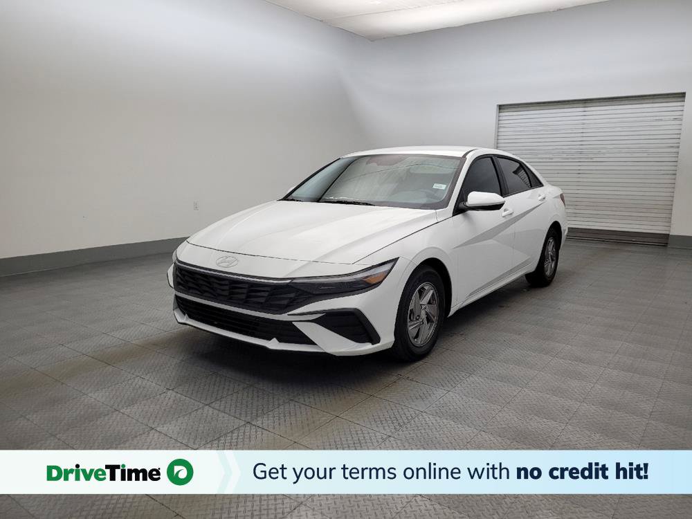 Used 2025 Hyundai Elantra SE FWD image 1