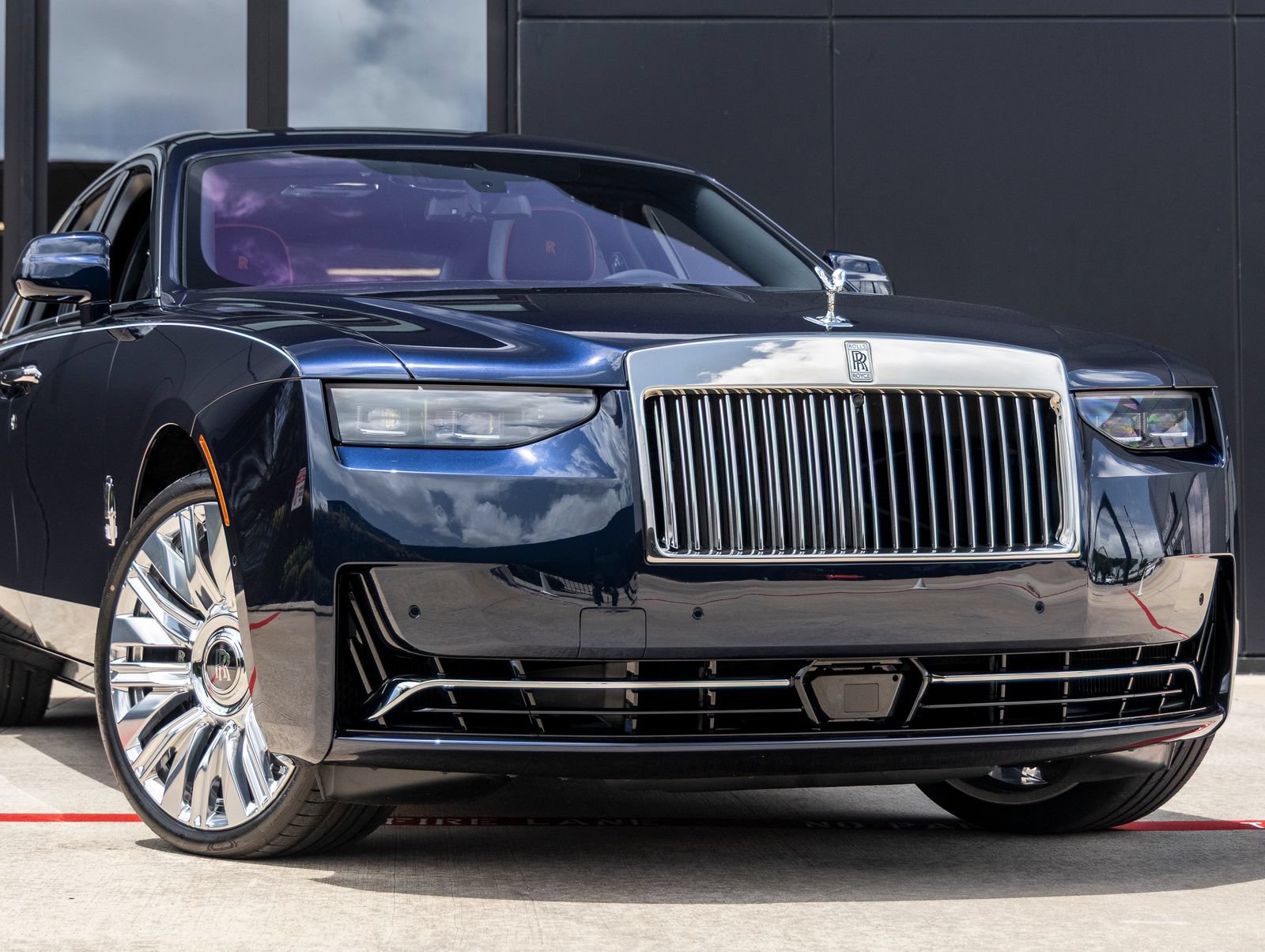 New 2027 Rolls-Royce Ghost AWD/4WD image 5