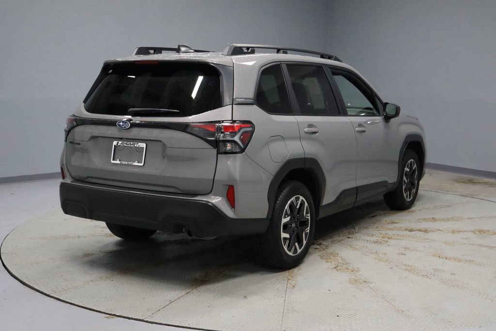 Used 2025 Subaru Forester Premium w/ Convenience Package #1 image 11