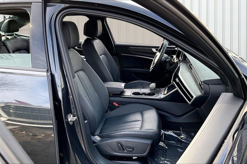 Used 2023 Audi A6 2.0T Premium w/ Convenience Package image 29