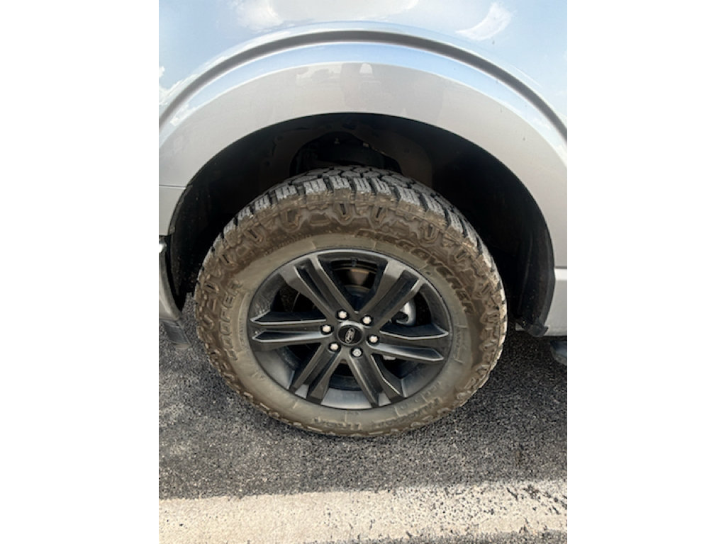 Used 2022 Ford F150 XLT w/ Equipment Group 302A High AWD/4WD image 5
