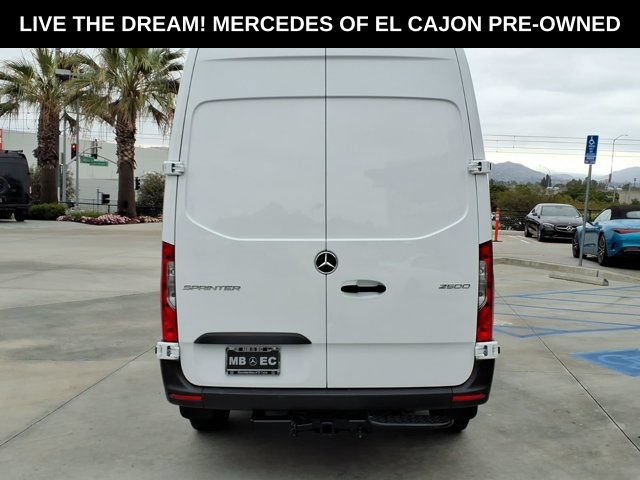 Used 2025 Mercedes-Benz Sprinter 2500 image 20