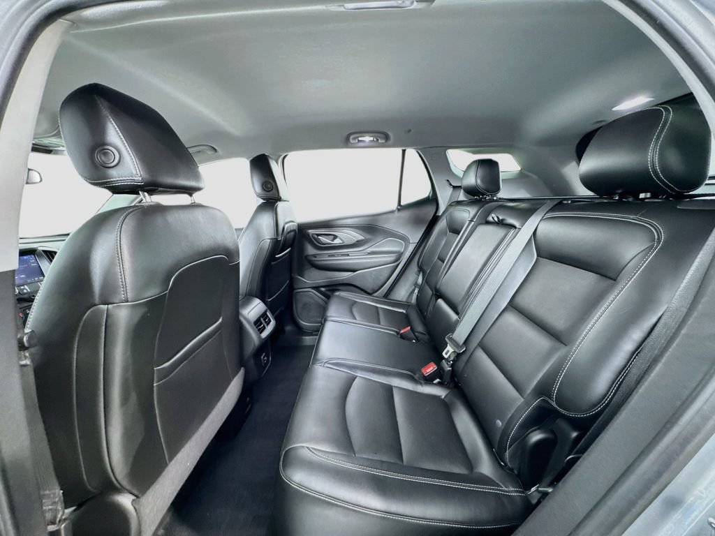Used 2023 GMC Terrain SLT AWD/4WD image 11