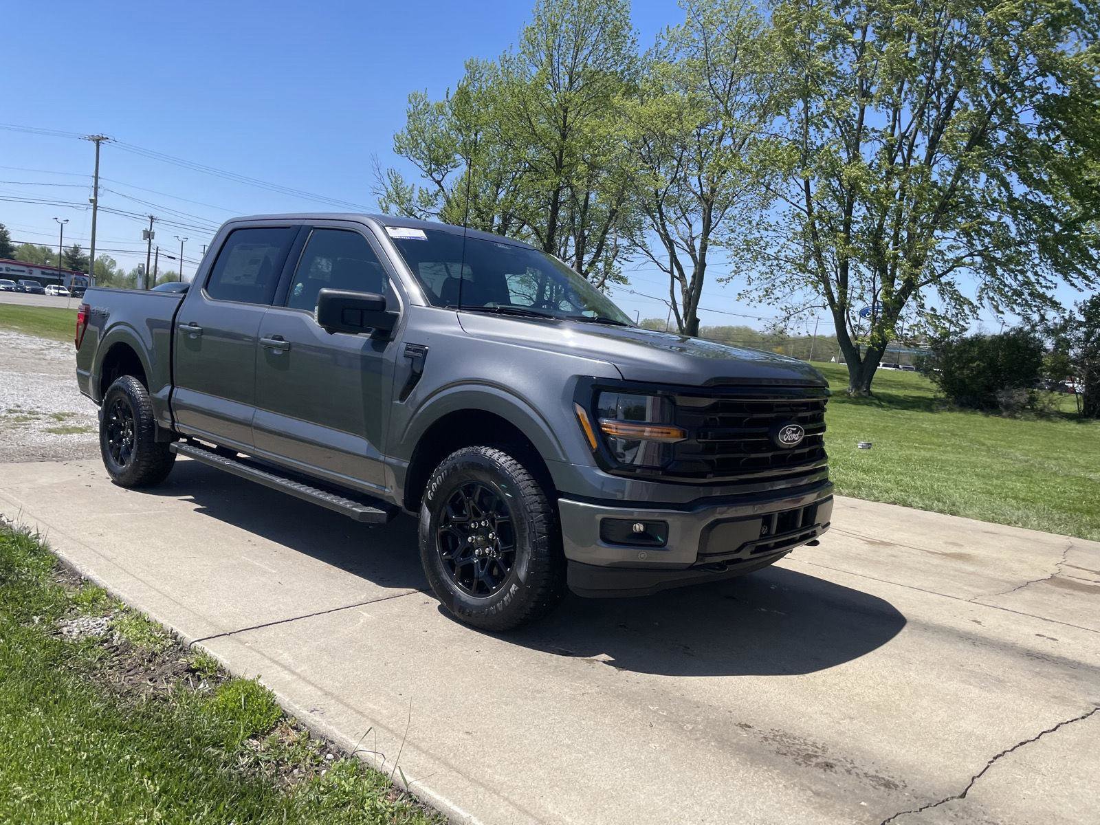 New 2026 Ford F150 XLT w/ Equipment Group 302A MID AWD/4WD image 8