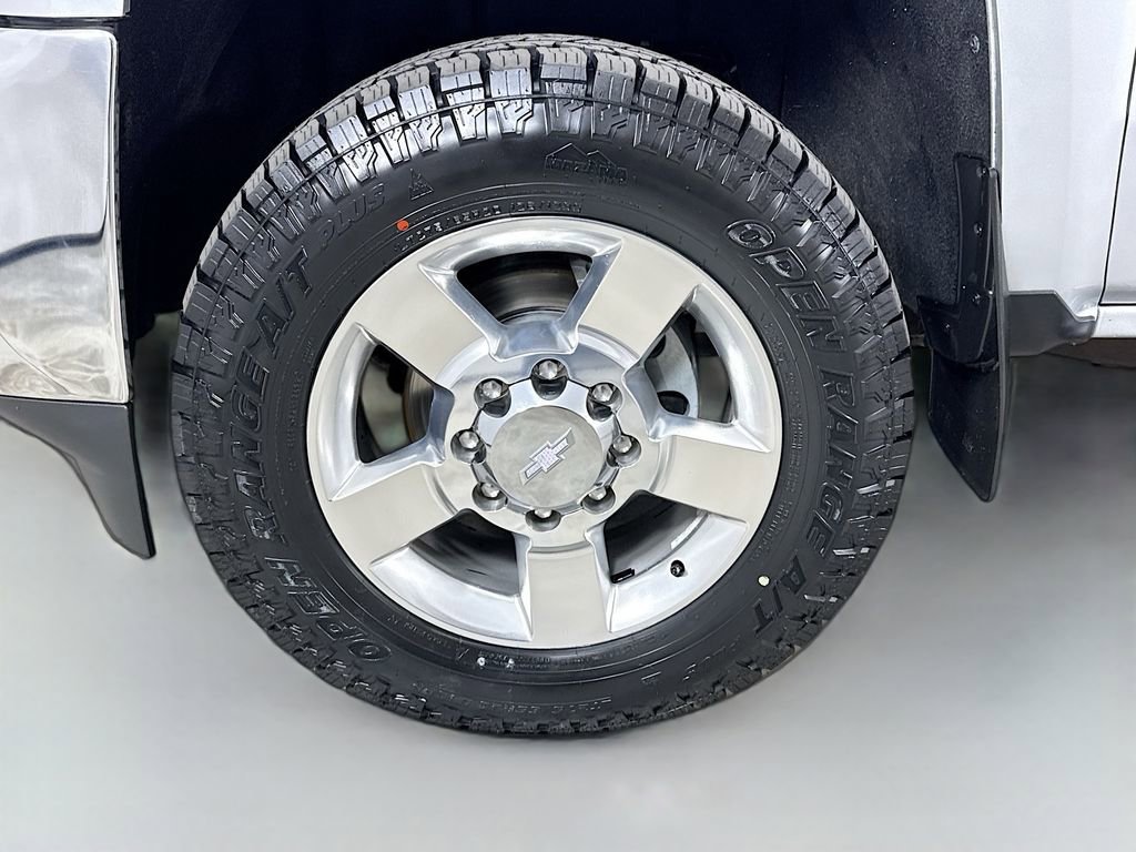 Used 2018 Chevrolet Silverado 2500 LT w/ LT Convenience Package image 29