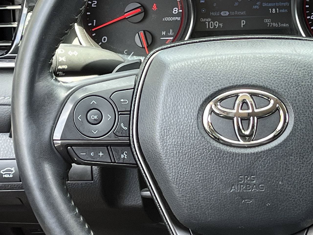 Used 2021 Toyota Camry XSE FWD image 12