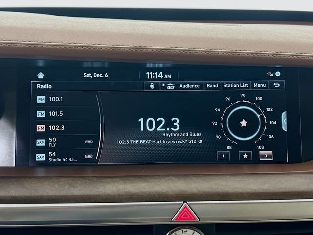 Used 2021 Genesis G90 5.0 Ultimate image 15