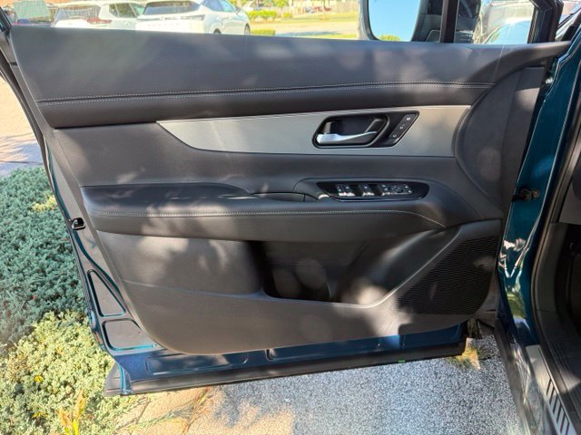 New 2027 Nissan Murano Platinum w/ Cargo Package AWD/4WD image 13