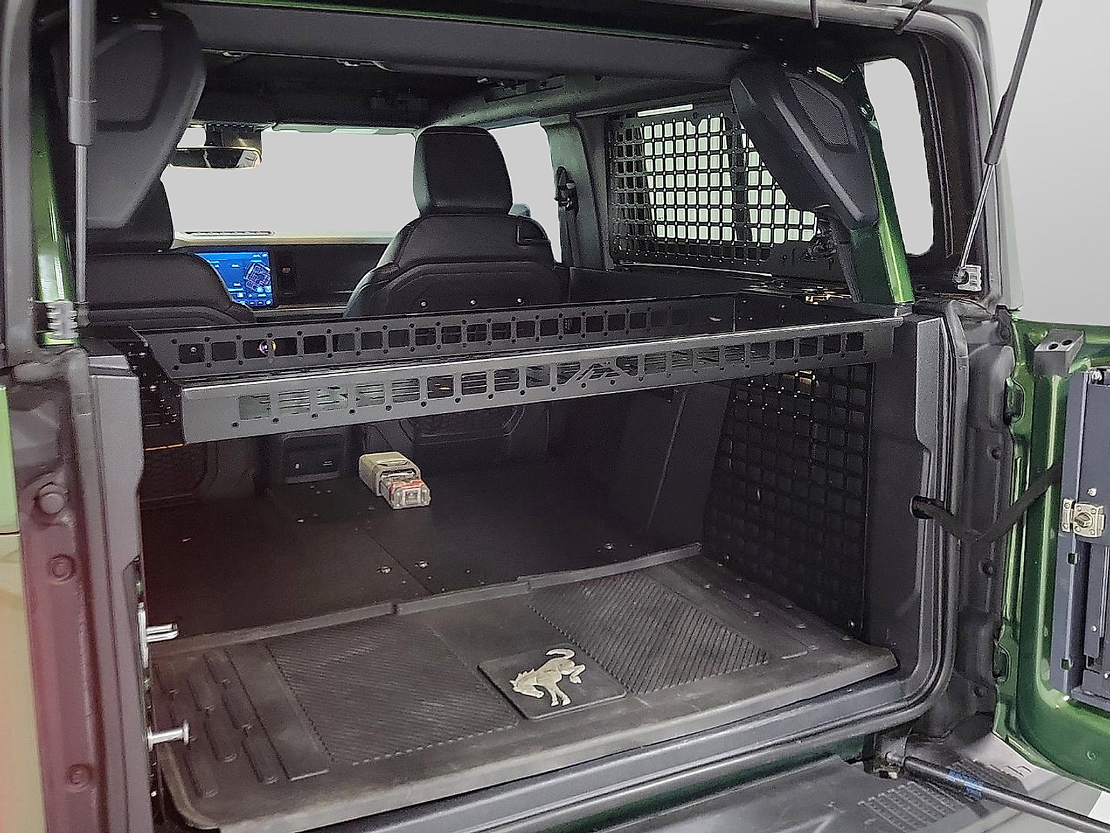 Used 2023 Ford Bronco Badlands image 7