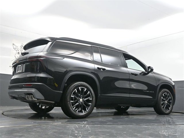 New 2026 Chevrolet Traverse LT image 12