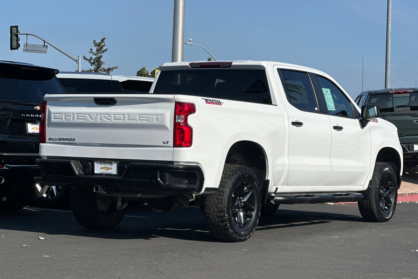 Used 2023 Chevrolet Silverado 1500 LT Trail Boss w/ Protection Package image 5