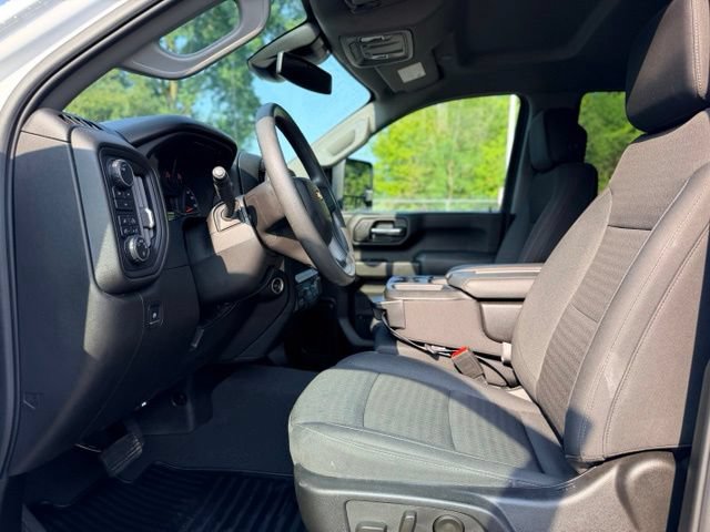 Used 2024 Chevrolet Silverado 2500 Custom w/ Custom Value Package AWD/4WD image 7